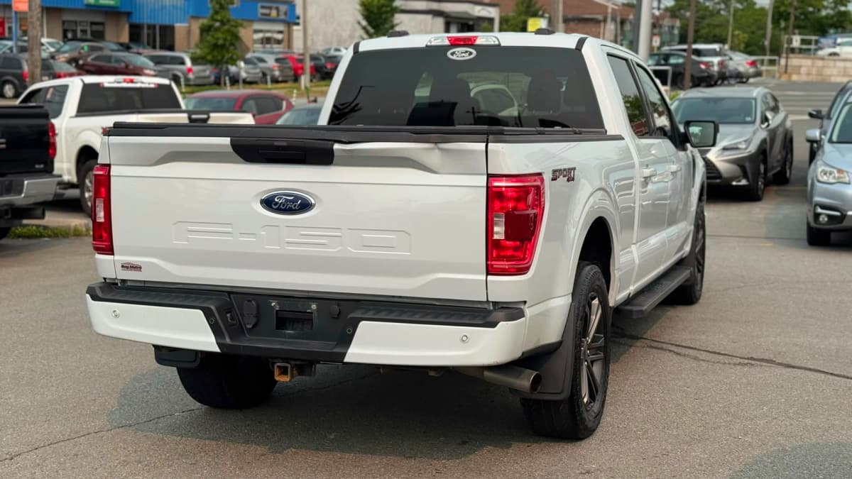 2022 Ford F-150 XLT 4WD SuperCrew 6.5' Box 5.0L V8 thumbnail 6