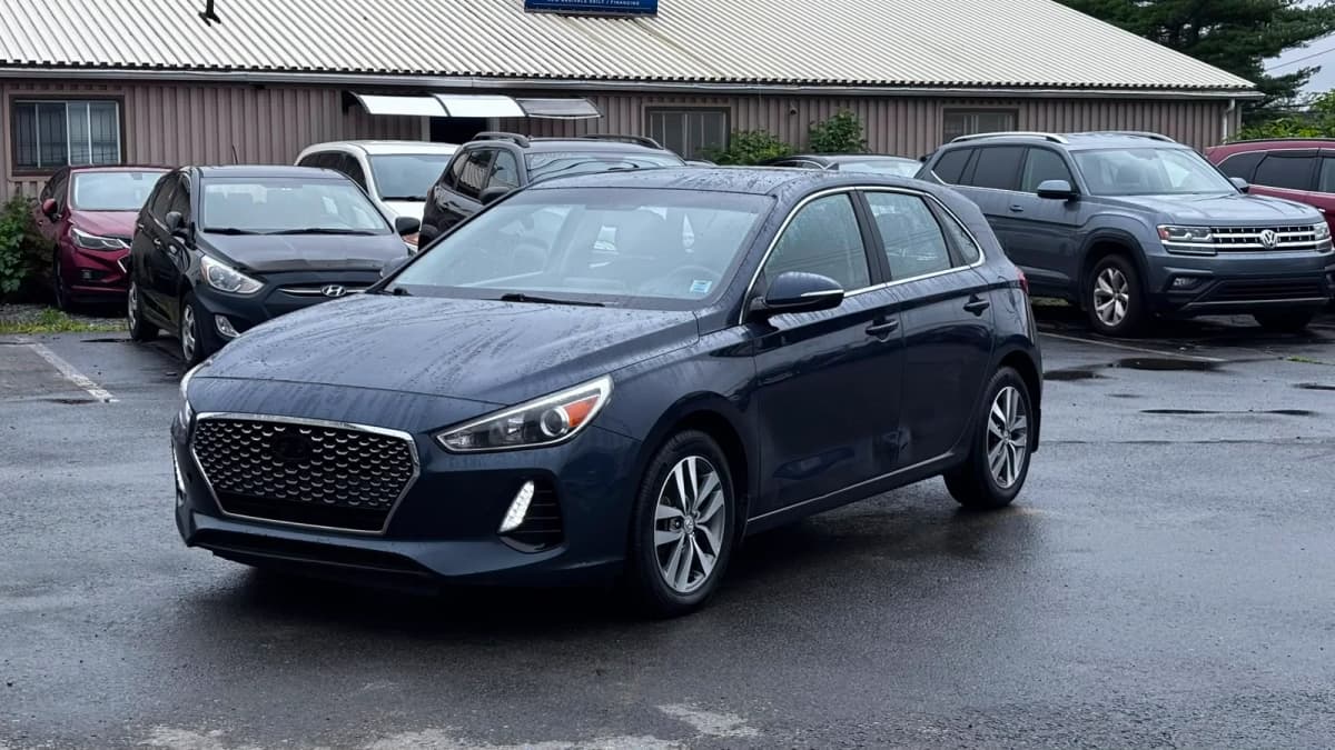 2020 Hyundai Elantra GT Preferred Auto