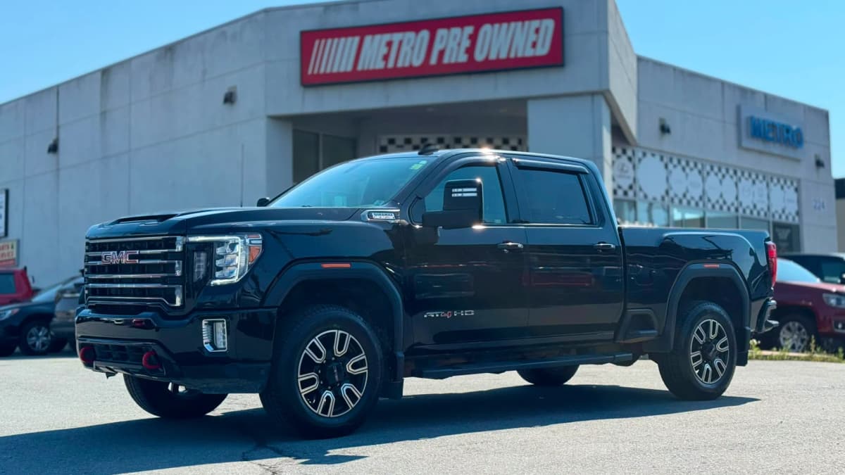 2023 GMC SIERRA 2500 HD AT4 4WD Crew Cab 159" DURAMAX 6.6L TURBO-DIESEL V8