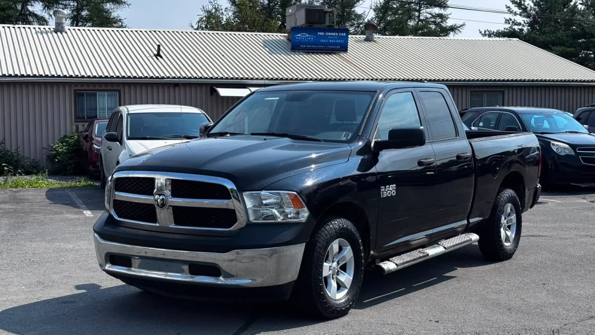 2013 RAM 1500 ST 4WD Quad Cab 6.4 Ft Box ST