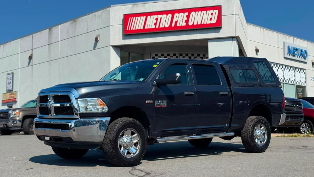 2014 RAM 2500 ST 4WD Crew Cab 149" 6.4L V8 HEMI MDS