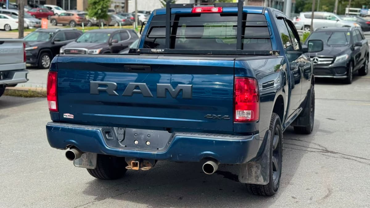 2021 RAM 1500 CLASSIC EXPRESS 4x4 Crew Cab 5'7" Box 5.7L V8 thumbnail 6