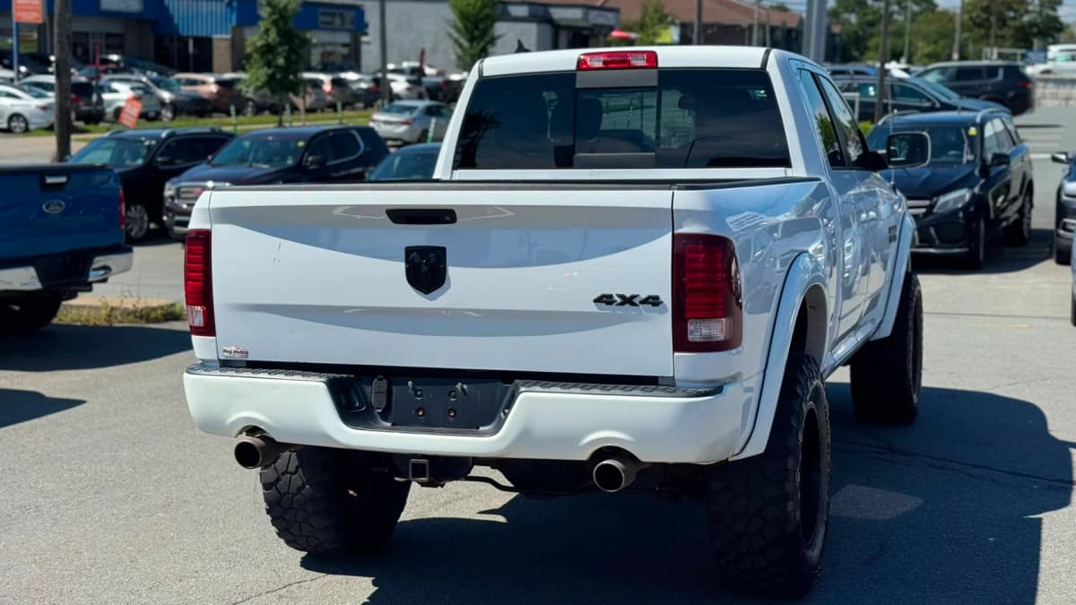 2018 RAM 1500 SPORT 4x4 Quad Cab 6'4" Box 5.7L HEMI V8 thumbnail 6