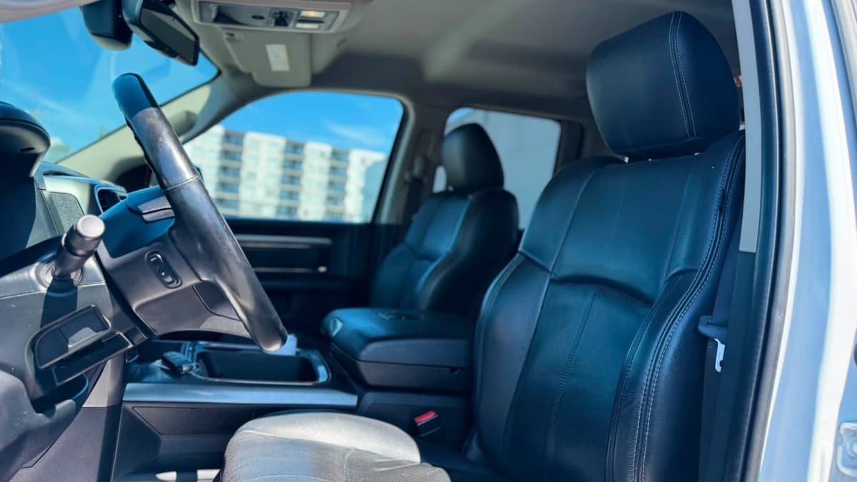 2018 RAM 1500 SPORT 4x4 Quad Cab 6'4" Box 5.7L HEMI V8 thumbnail 19