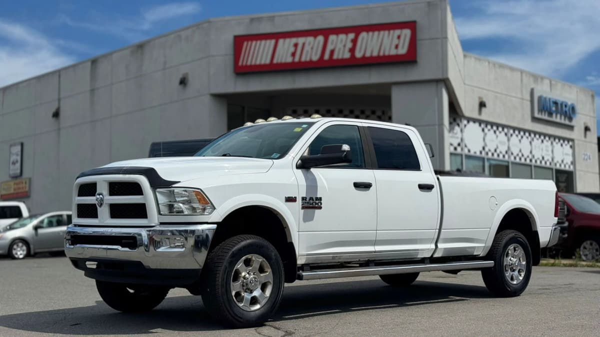 2016 RAM 2500 OUTDOORSMAN 5.7L HEMI V8 4WD Crew Cab 169"