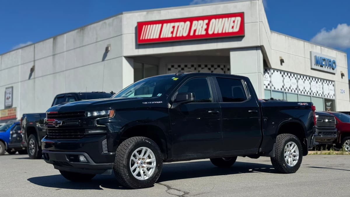 2021 Chevrolet SILVERADO 1500 RST 4WD Crew Cab 147" DURAMAX 3.0L TURBO-DIESEL