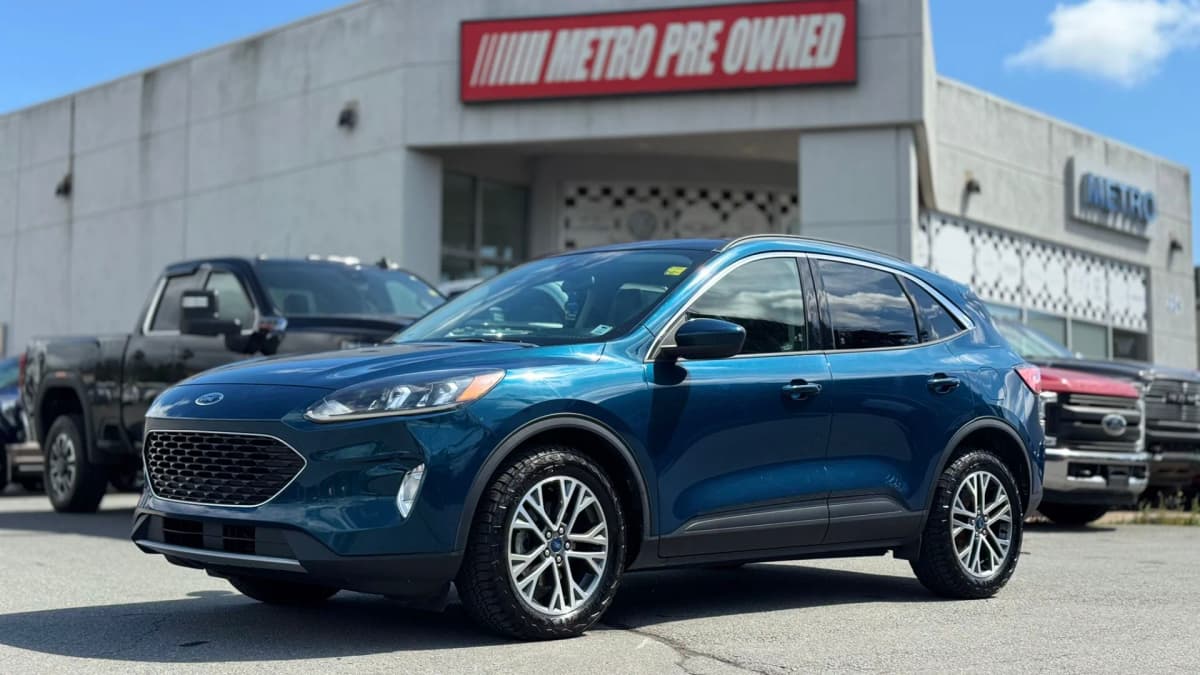 2020 Ford ESCAPE SEL AWD