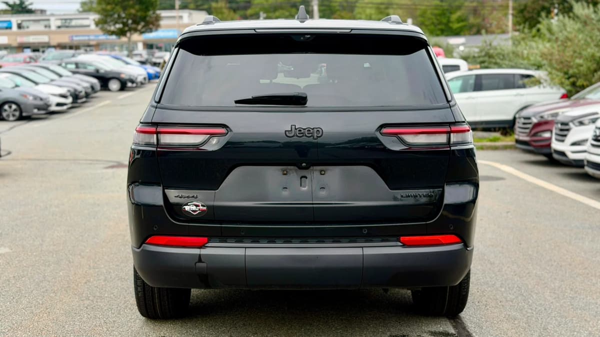 2024 Jeep Grand Cherokee L 4x4 Limited 6 Passenger thumbnail 6