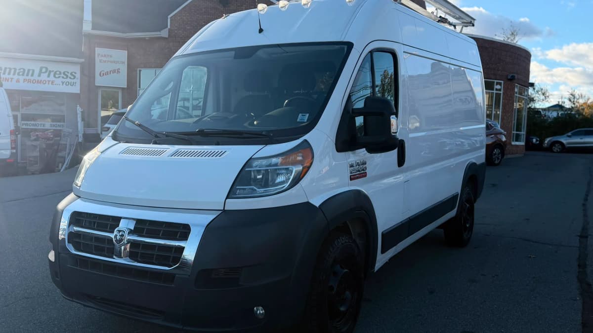 2018 RAM ProMaster 2500 Cargo Van High Roof 136" WB