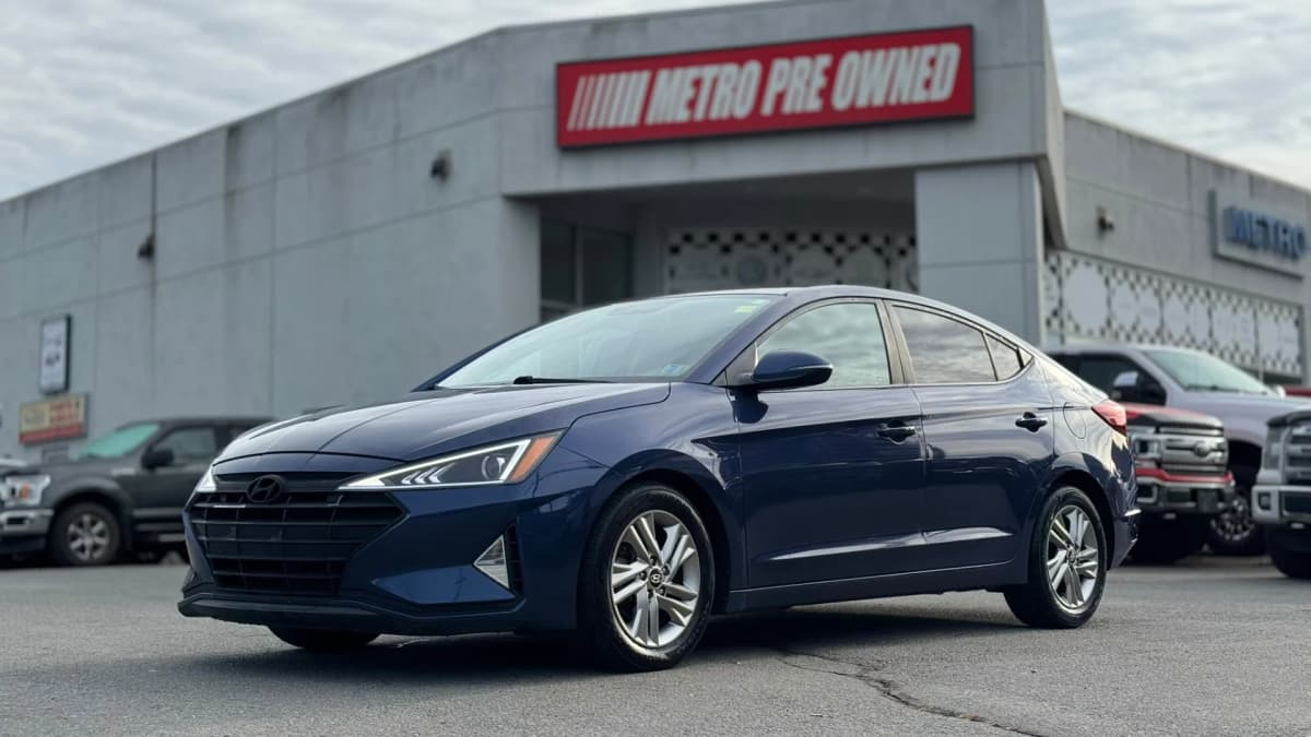 2019 Hyundai ELANTRA PREFERRED
