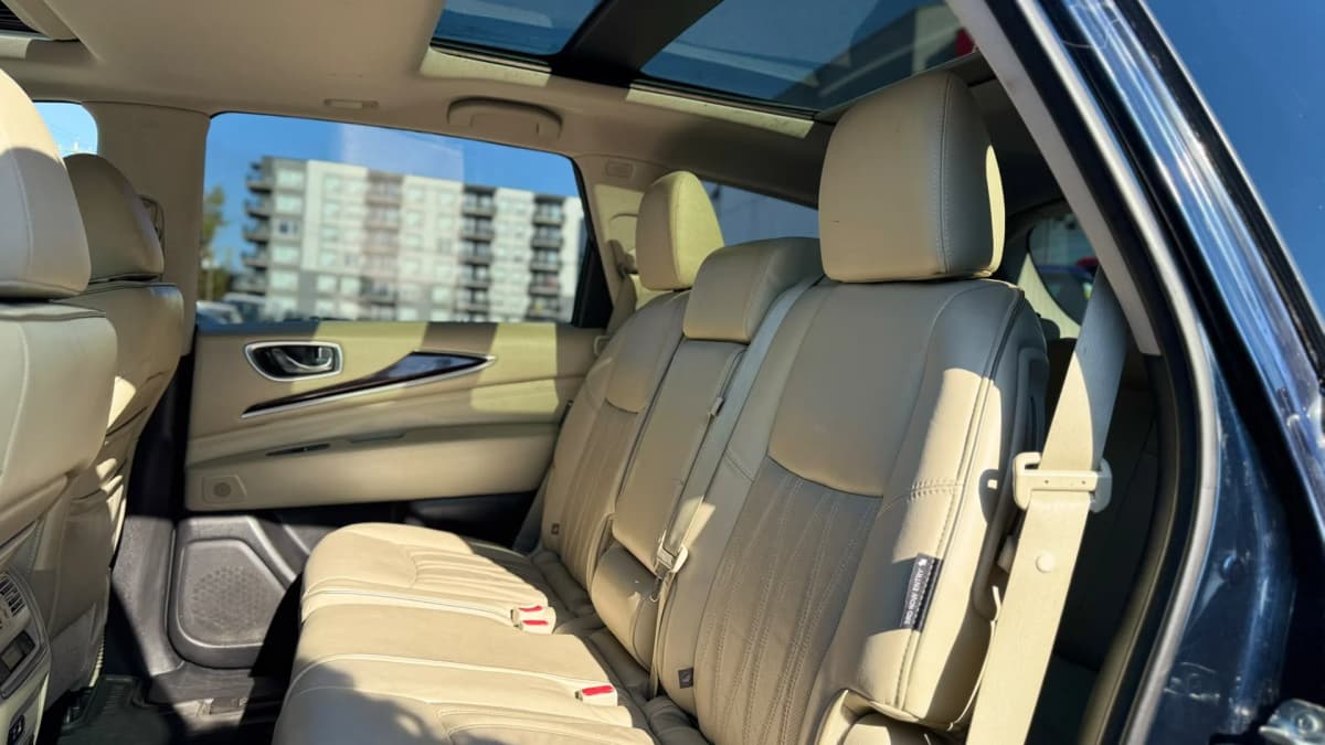 2019 Infiniti QX60 PURE 3.5L V6 AWD 7 Passenger thumbnail 19