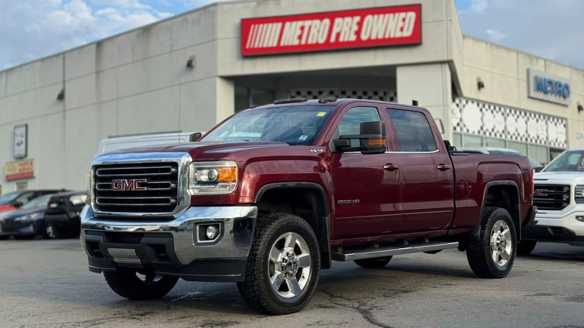 2016 GMC SIERRA 2500HD 4WD Crew Cab 153.7" DURAMAX 6.6L TURBO DIESEL V8